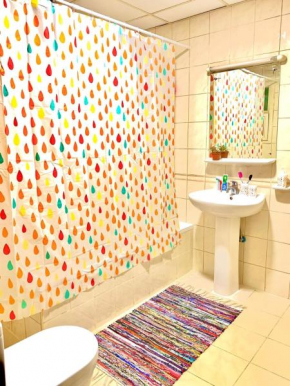 Woman ONLY-AnaRuby Backpackers-Mashreq Metro Station, Dubai